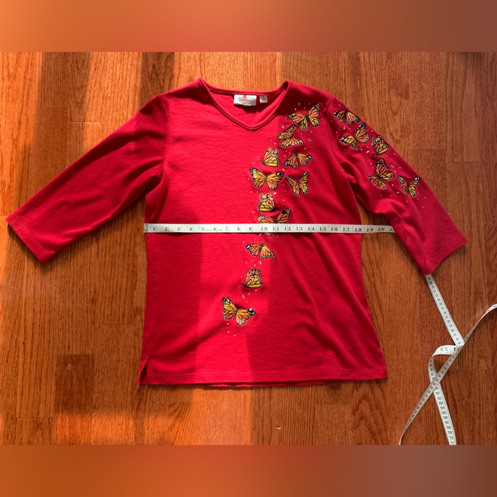 Quacker Factory Fall Splendor butterfly over shoulder & Front, size Small - Picture 8 of 9